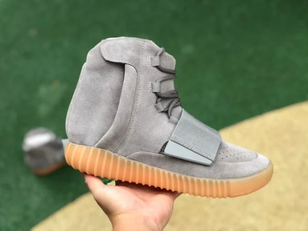 ココナッツ750 ルミナス グレー BASF ポップコーン アディダス Yeezy 750 ブースト グロー ダーク カニエ ルミナス グレー ココナッツ BB1840