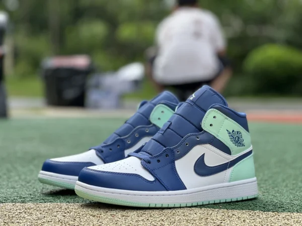 aj1mid ブルーミント ピュア オリジナル エア ジョーダン 1 ミッド AJ1 ブルー ミント ホワイト グリーン レトロ バスケットボール シューズ 554724-413