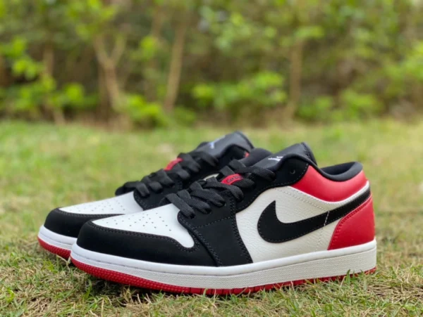 AJ1 ブラック トゥ ロー ピュア オリジナル エア ジョーダン 1 ロー "Black Toe" 黒と赤のトゥ 553558-116