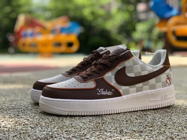 AF1 ホワイト ブラウン ロー エア フォース ワン ジョイント LV ナイキ エア フォース 1 07 AF1 LBJ ジェームス ミルキー ホワイト グレート DC8877-200