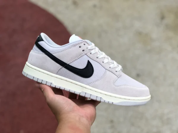 ダンク グレーとブラック ロー Nike Dunk Low グレーとブラックのレトロ カジュアル ローカット スニーカー DO9776-001