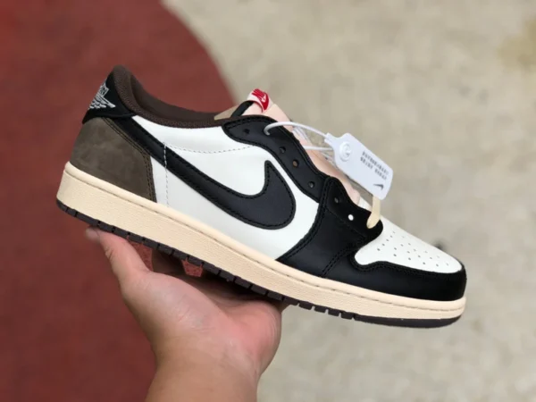 AJ1 新品 モカ ロー エア ジョーダン 1 スモール TS 黒と白 ブラウン Low Dark Mocha ロートップ モカ CQ4277-105