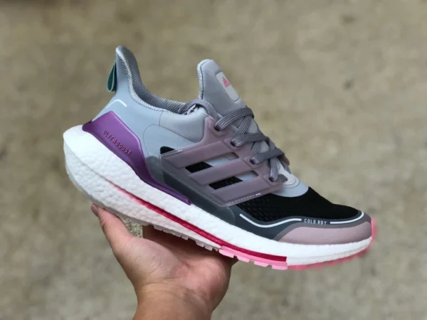 UB 21 ブラック グレー パープル ピンク adidas UltraBoost 21 COLD.RDY 快適で通気性のあるランニング シューズ S23908