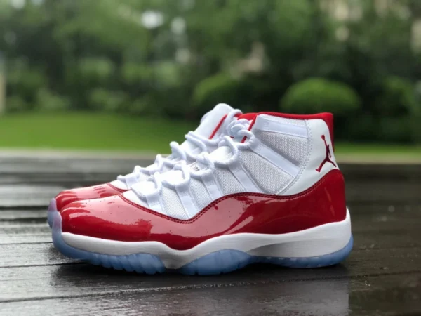 AJ11 チェリーレッド ハイトップ エア ジョーダン 11 の最もコストパフォーマンスの高いバージョン "チェリー" AJ11 チェリーレッド ホワイト レッド CT8012-116