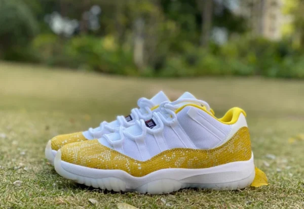 AJ11 イエロー スネークパターン ロー エア ジョーダン 11 ロー WMNS "Yellow Snakeskin" aj11 ロートップ AH7860-107