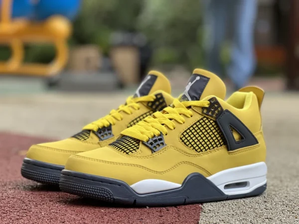 AJ4 ディアン マザー コスト効率の高いバージョンのエア ジョーダン 4 AJ4 ディアン マザー ブラック イエロー グレー イエロー バスケットボール シューズ CT8527-700