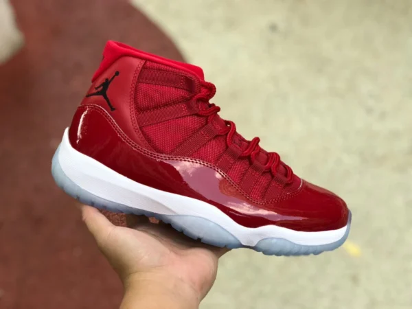 AJ11 ビッグ レッド ハイトップ エア ジョーダン 11 AJ11 ホワイト レッド ビッグ レッド ハイトップ バスケットボール シューズ 378037-623