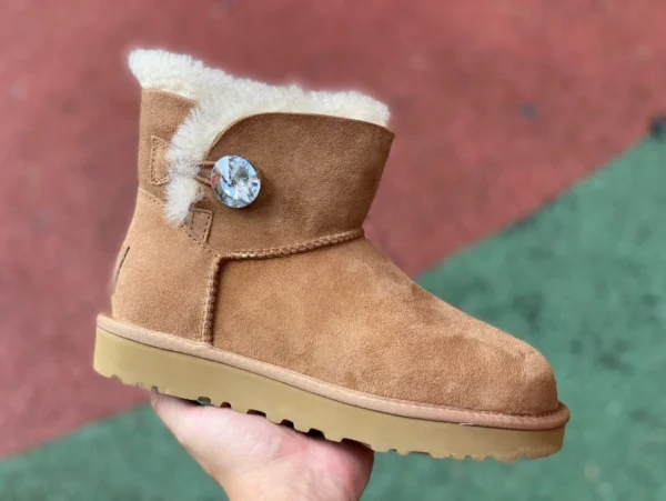 UGG ショート ブラウン ダイヤモンド UGG ベイリー ミニ ベイリー ボタン 11 ブーツ シープスキンとベルベット ショート スノー ブーツ レディース マルーン