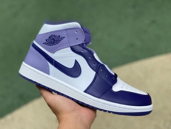 aj1mid 白と紫の純粋なオリジナル エア ジョーダン 1 ミッド AJ1 白と紫のメンズ ミッドトップ スポーツ バスケットボール シューズ DQ8426515