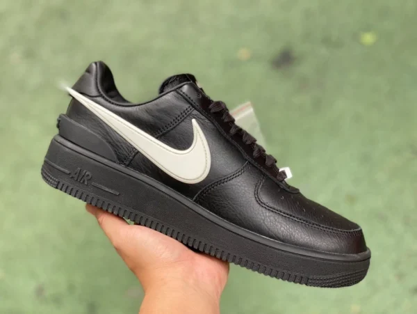 エア フォース ブラックAMBUSH スペシャル エディション LJR プロデュース オリジナル素材 ナイキ エア フォース 1 AF1 AMBUSH ジョイント DV3464-001