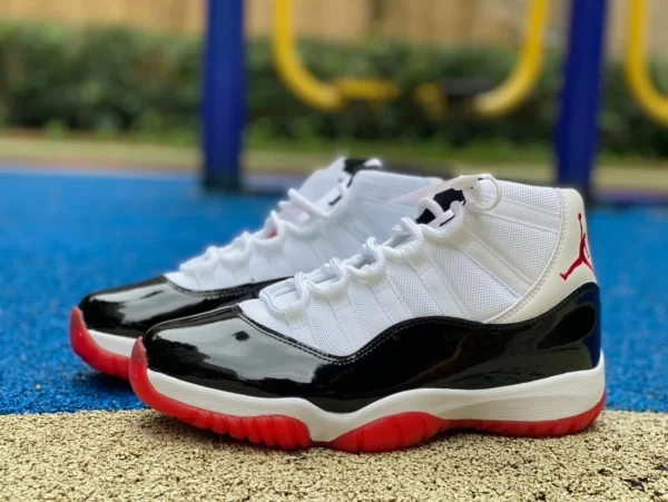 AJ11 ホワイト ブラック レッド ハイトップ エア ジョーダン 11 レトロ l “Concord Bred” コンコード ホワイト ブラック レッド CT8012-1