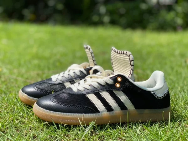 Adidas Samba ジョイントWB 白黒 y バージョン WALES BONNER x adidas Originals Samba PonyTonal 滑り止め耐摩耗性ローカットスニーカー