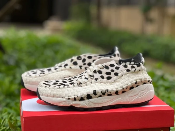 ナイキ キリン ホワイト ブラック NIKE AIR FOOTSCAPE WOVEN ナイキ キリン ホワイト ブラウン カジュアル スポーツ シューズ FB1959-100